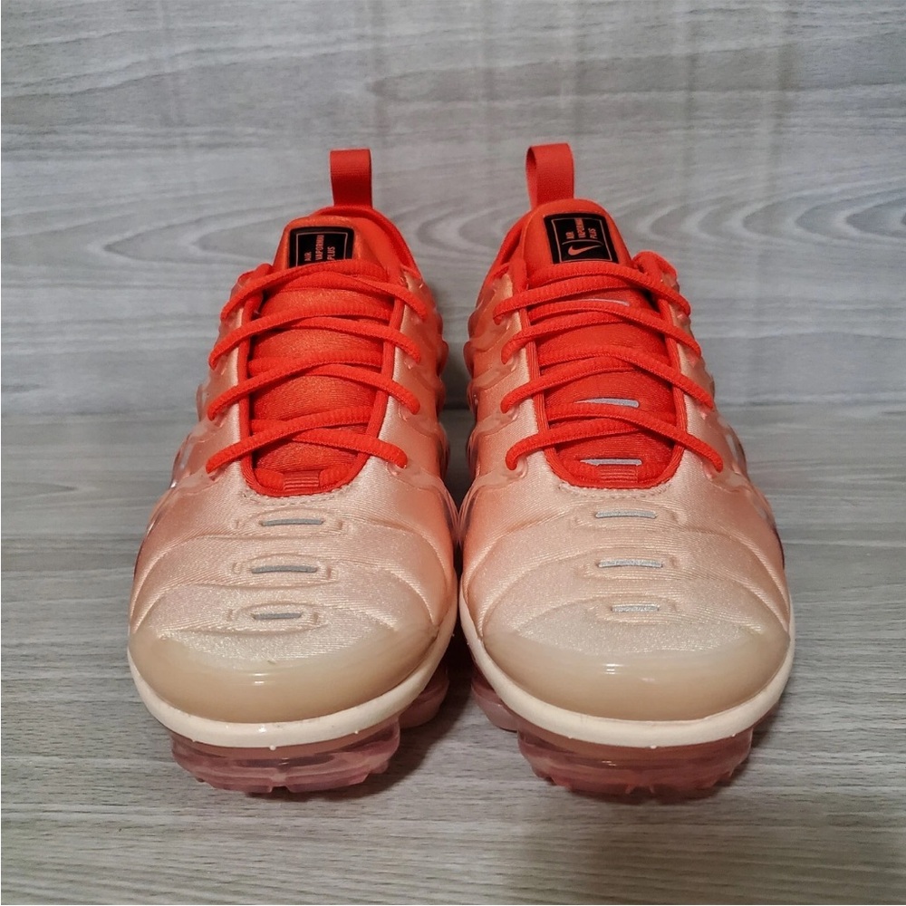 Women’s Nike Vapormax Plus Guava Ice Rush Orange Shoes Brand New With Box - Picture 5 of 14